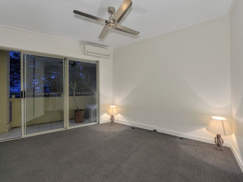 73 Oxlade Drive, NEW FARM QLD 4005, New Farm - Thumbnail 6