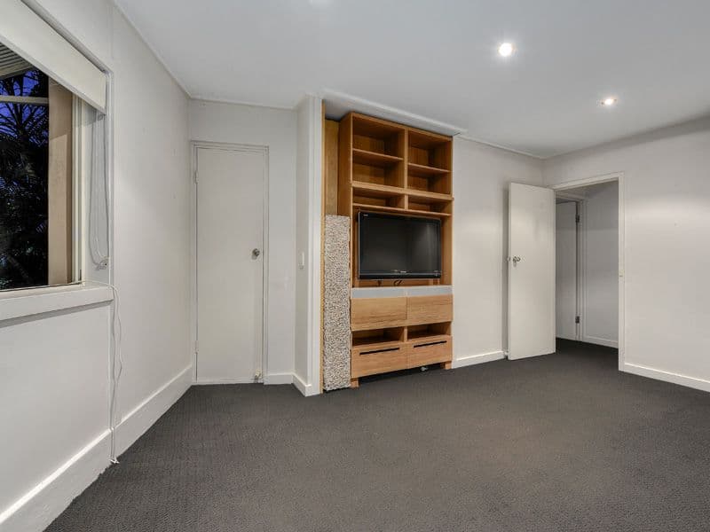 73 Oxlade Drive, NEW FARM QLD 4005, New Farm - Thumbnail 7