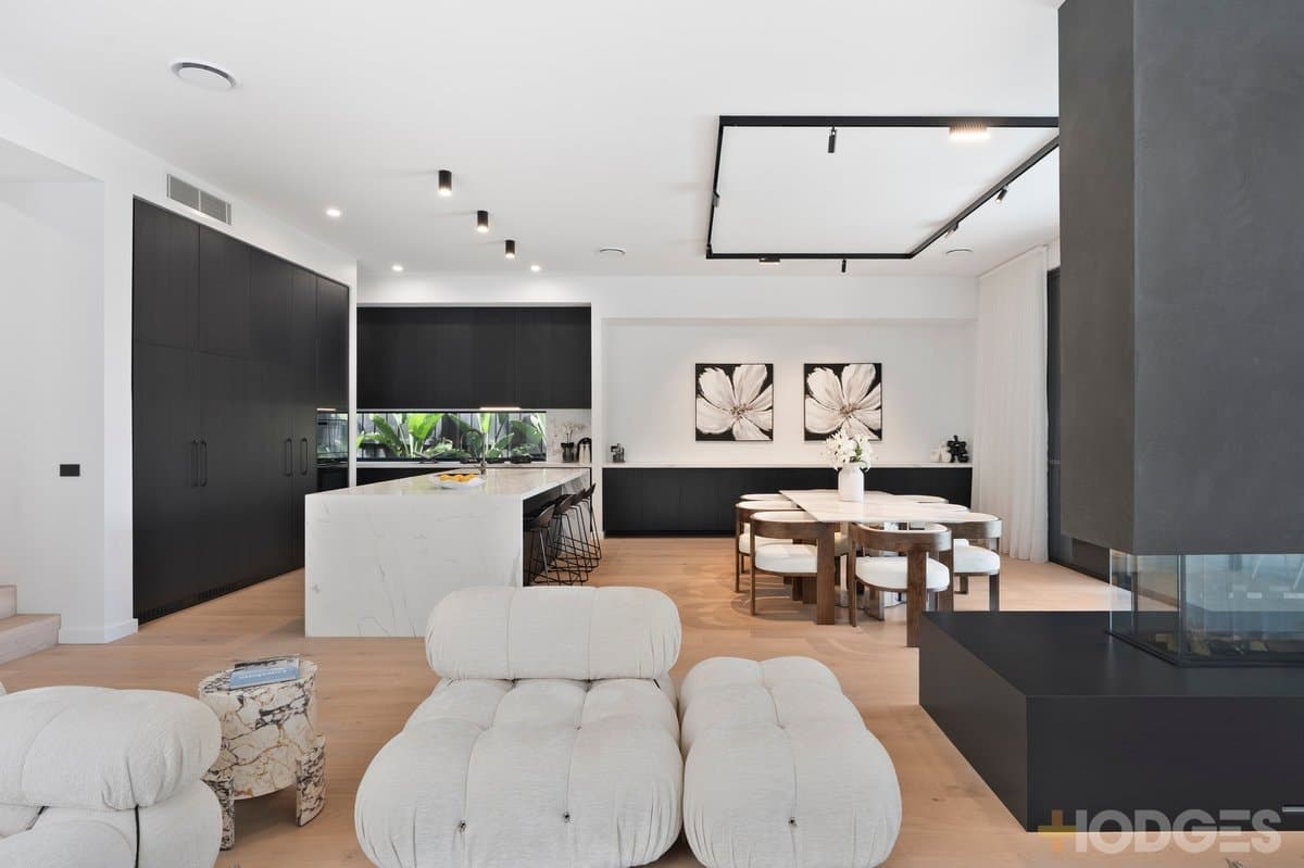 1 Kendall Street, Hampton, VIC, 3188, Hampton - Thumbnail 2