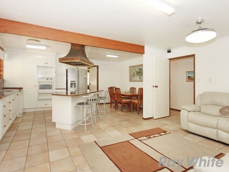 5 Rainwood Street, BRACKEN RIDGE QLD 4017, Bracken Ridge - Thumbnail 5