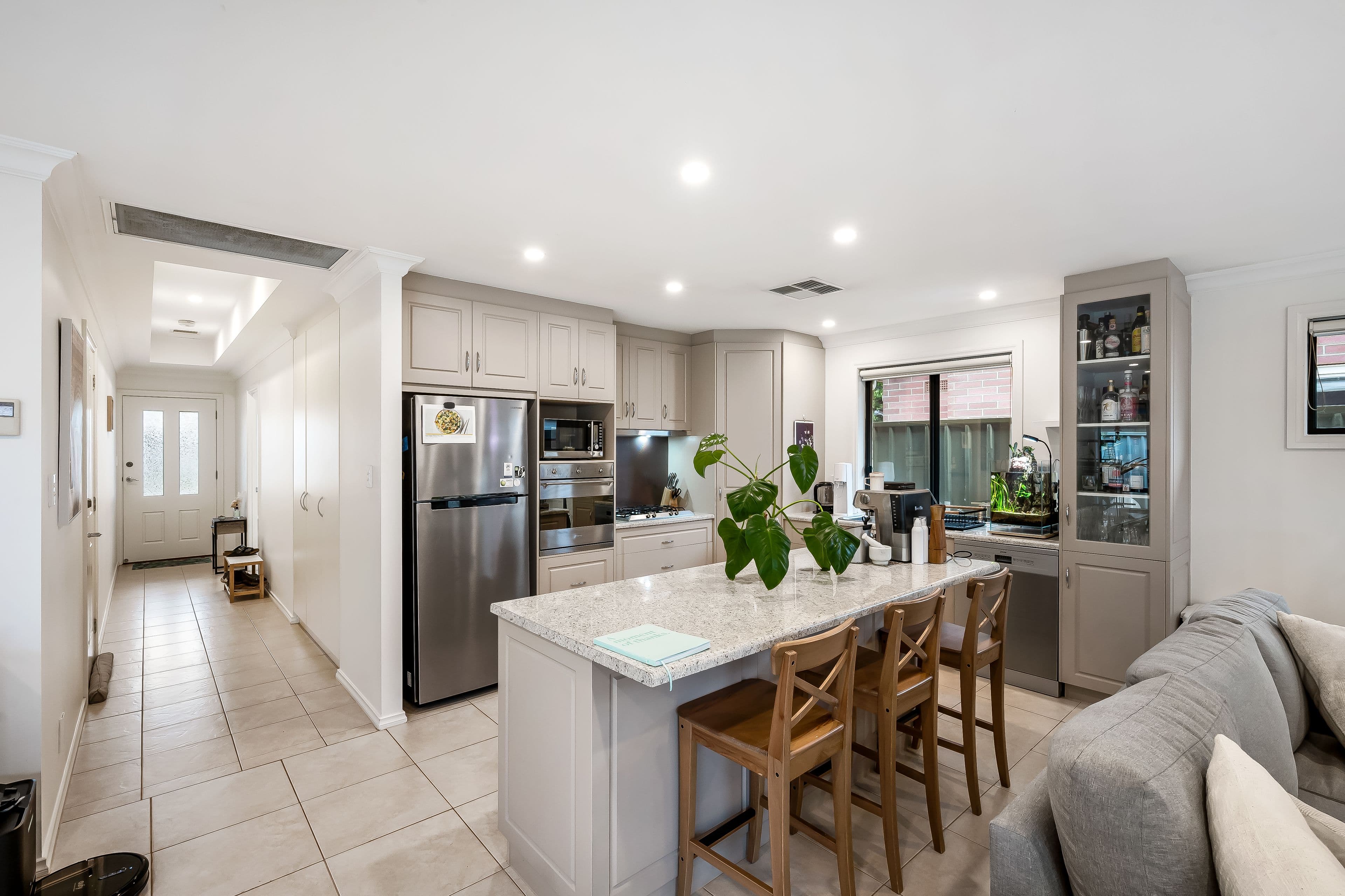 8 Market Street, Marion SA 5043, Marion - Thumbnail 4