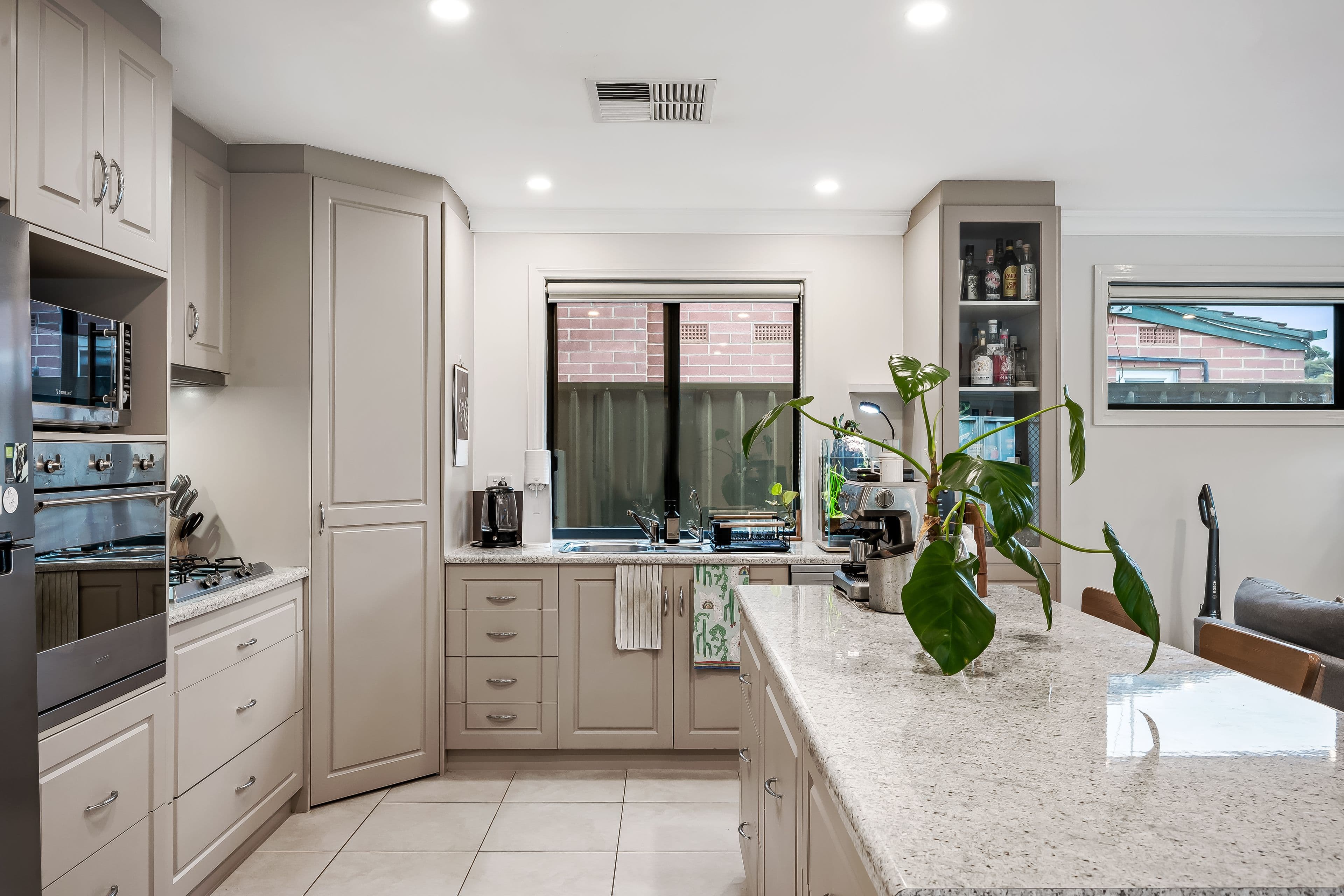 8 Market Street, Marion SA 5043, Marion - Thumbnail 5