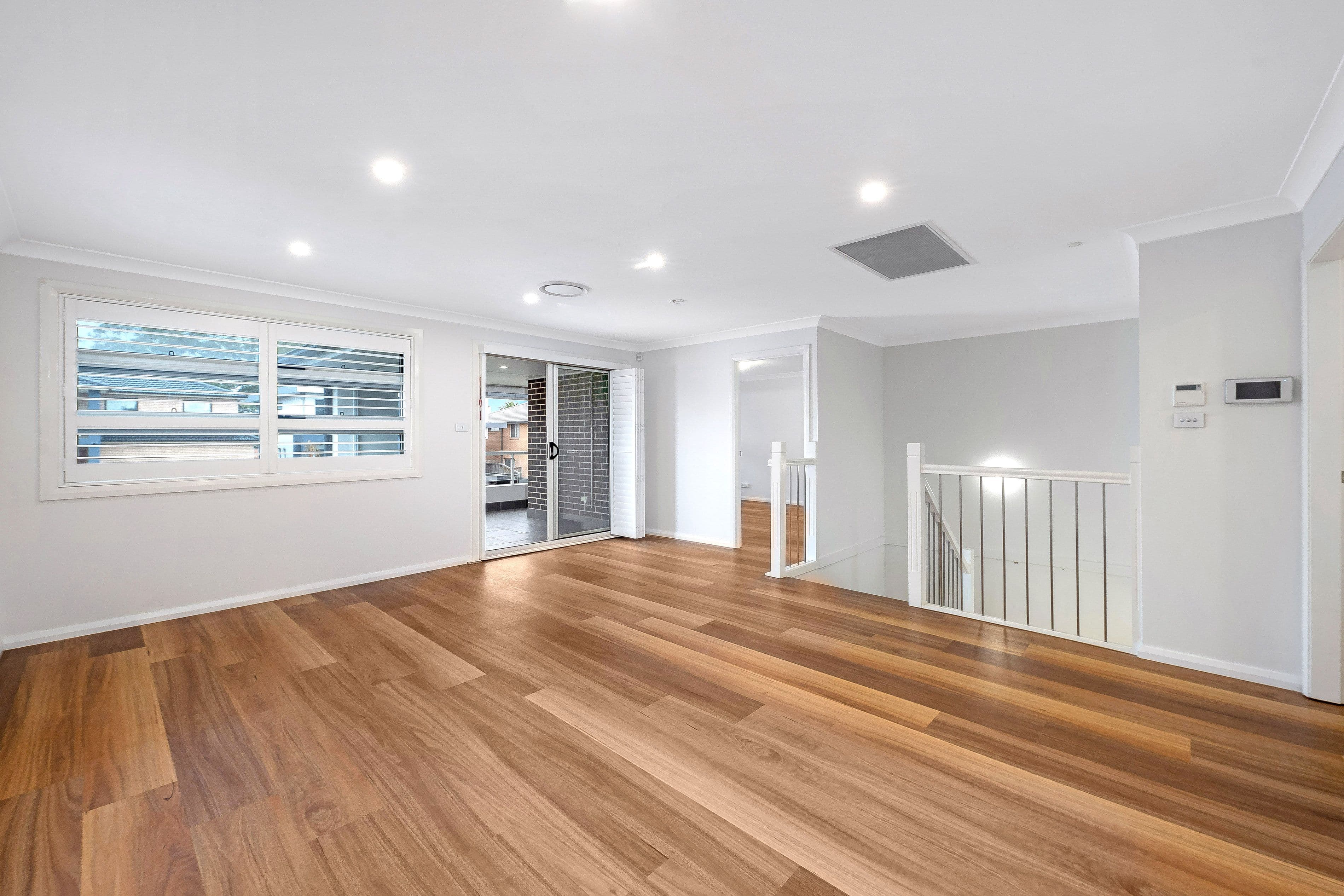 25 Rowe Drive, Potts Hill NSW 2143, Potts Hill - Thumbnail 4