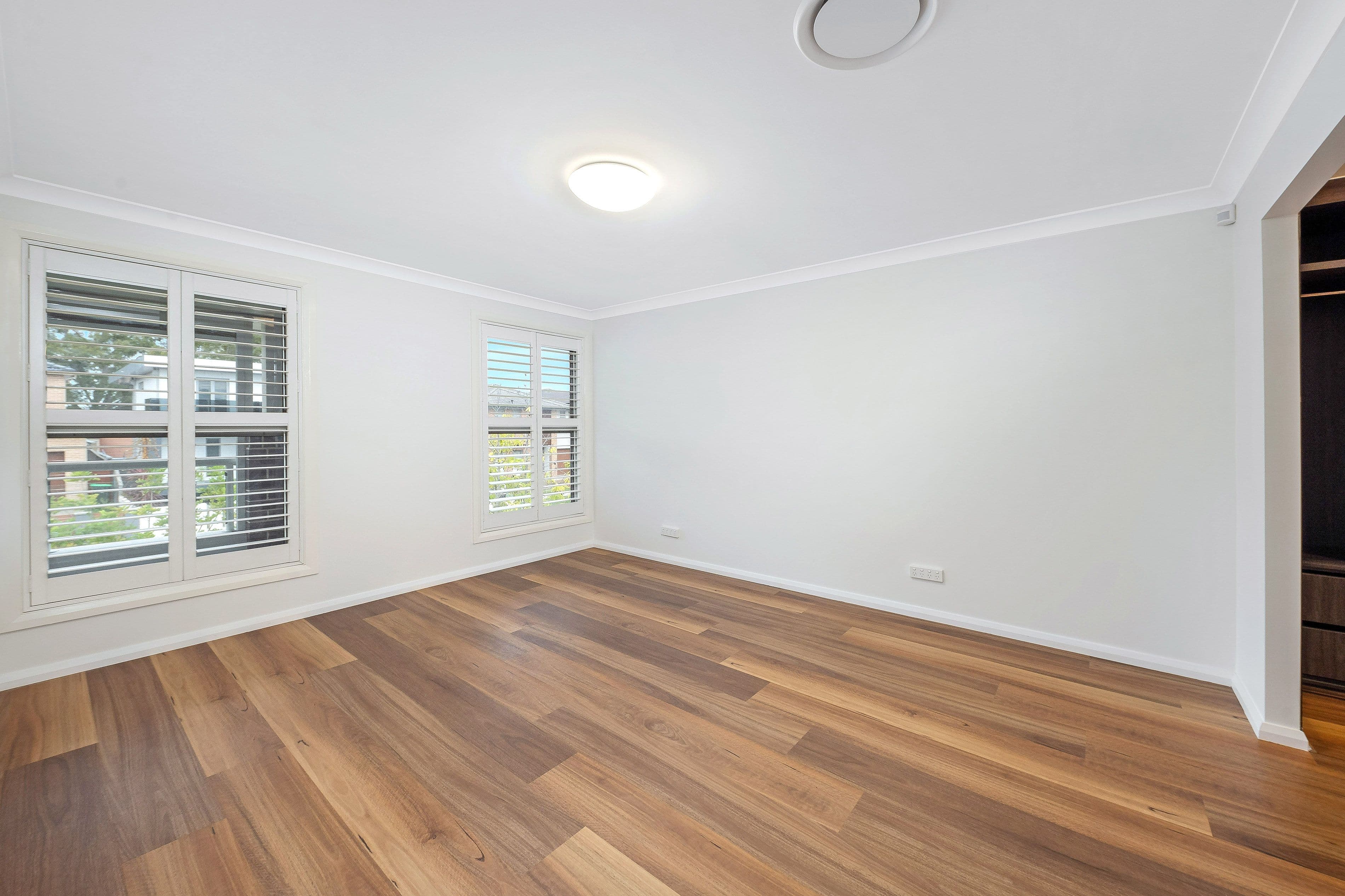 25 Rowe Drive, Potts Hill NSW 2143, Potts Hill - Thumbnail 5