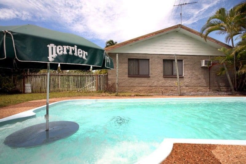 293-295 Ocean Parade, BALGAL BEACH QLD 4816, Balgal Beach - Thumbnail 4
