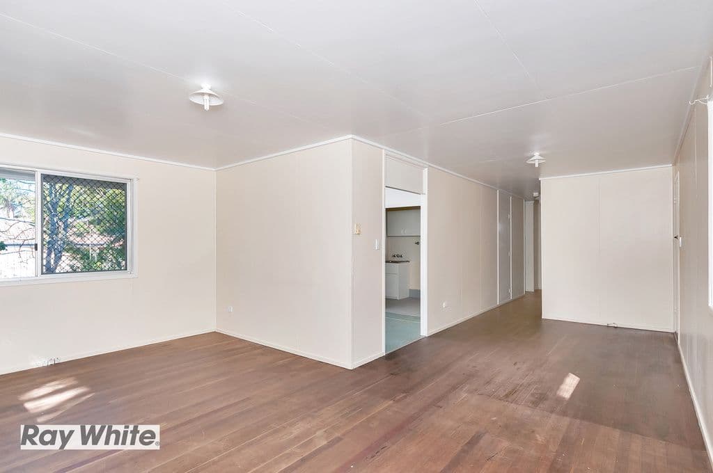 99 Julie Road, CAROLE PARK QLD 4300, Carole Park - Thumbnail 3