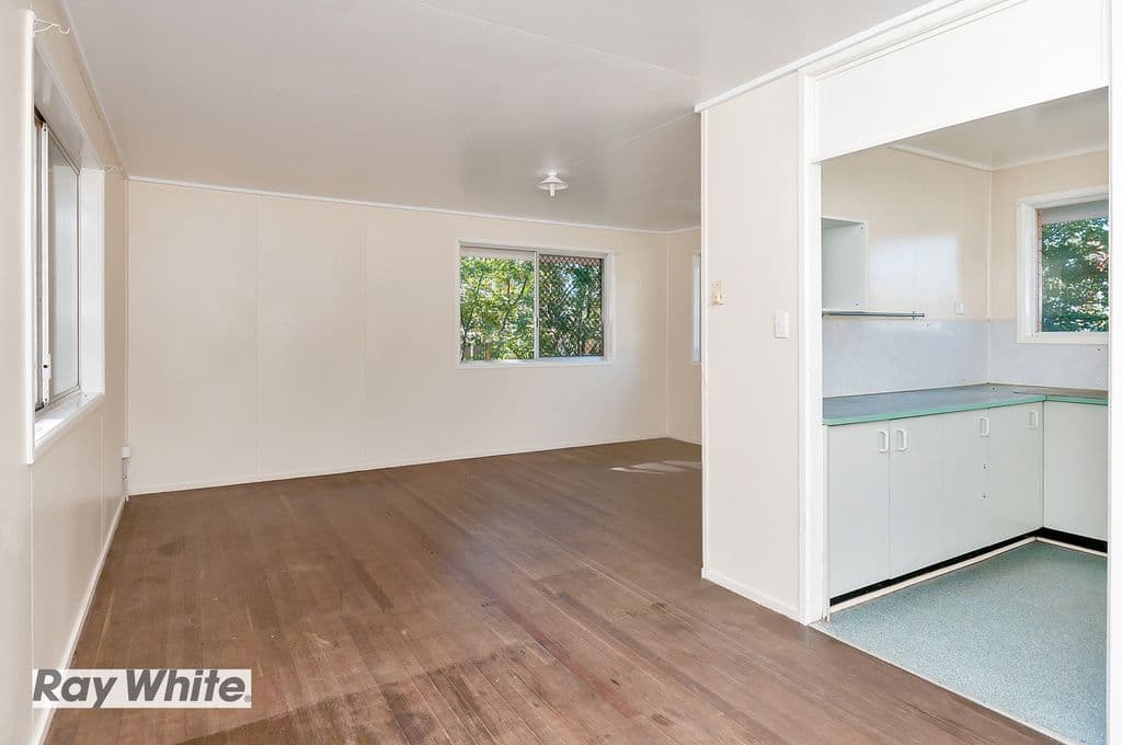 99 Julie Road, CAROLE PARK QLD 4300, Carole Park - Thumbnail 4
