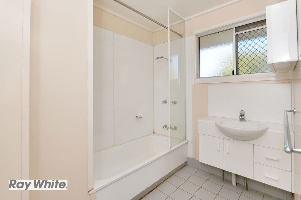 99 Julie Road, CAROLE PARK QLD 4300, Carole Park - Thumbnail 7