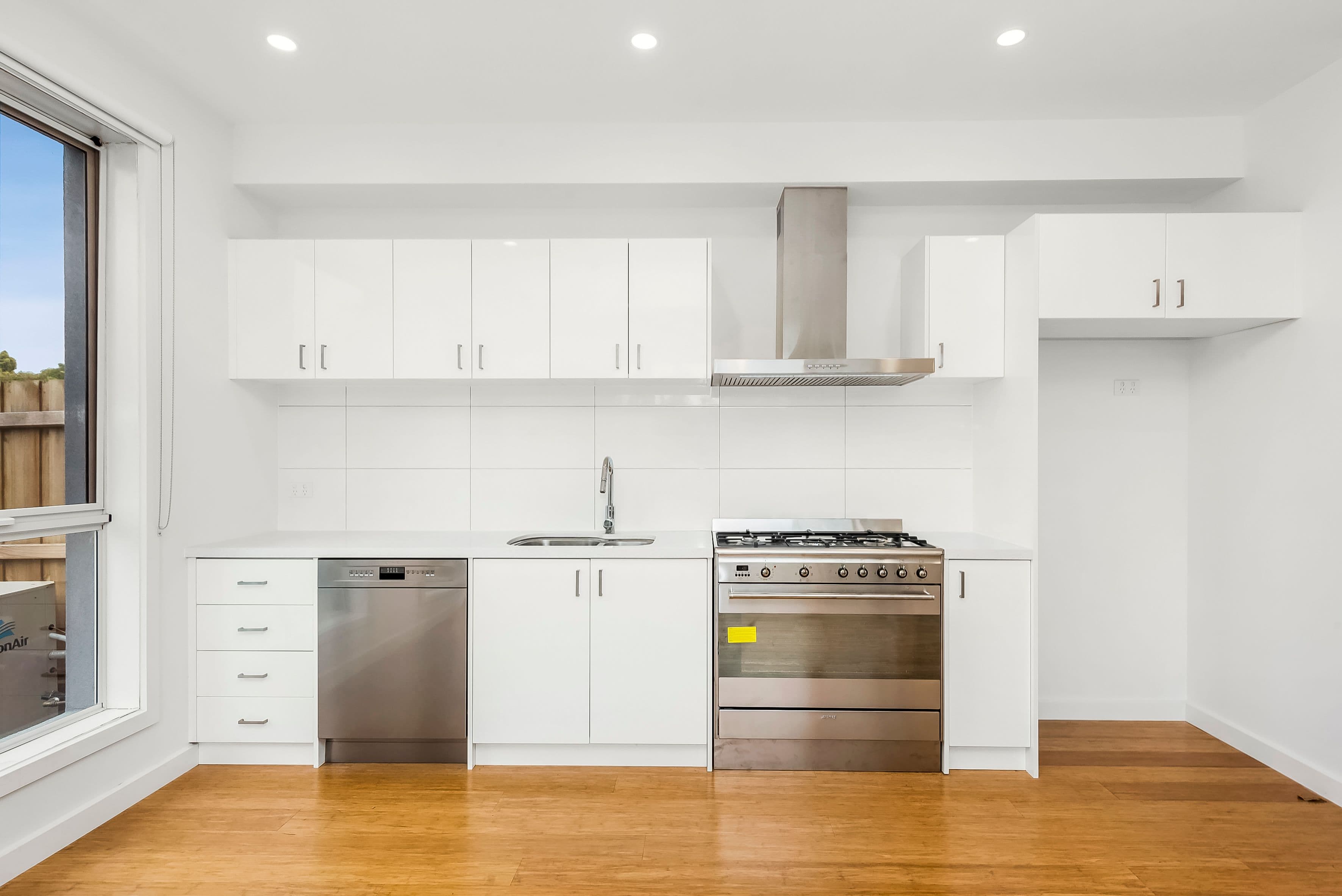14 Hughes Street, Burwood VIC 3125, Burwood - Thumbnail 2