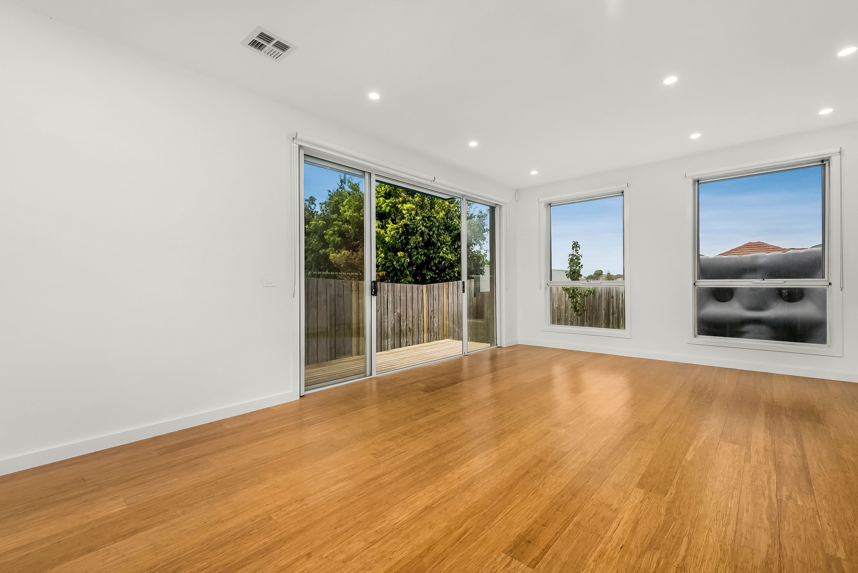 14 Hughes Street, Burwood VIC 3125, Burwood - Thumbnail 4