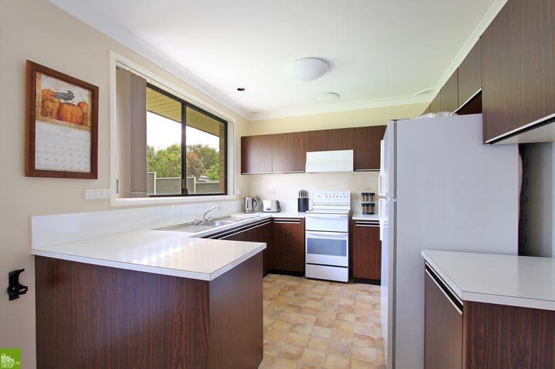 18 Denison Avenue, BARRACK HEIGHTS NSW 2528, Barrack Heights - Thumbnail 3