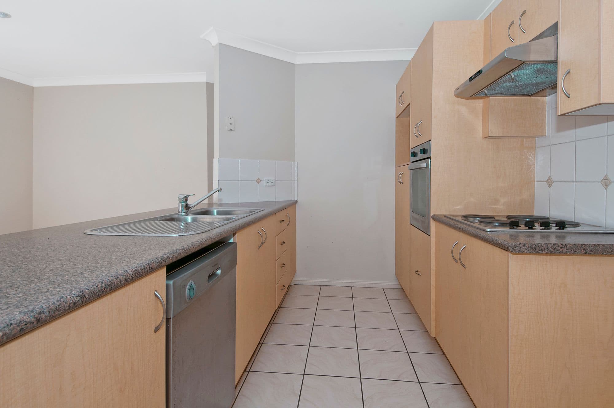 17 Lake Cootharaba Place, Logan Reserve QLD 4133, Logan Reserve - Thumbnail 3