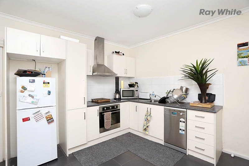 33 Prospect Street, GLENROY VIC 3046, Glenroy - Thumbnail 2