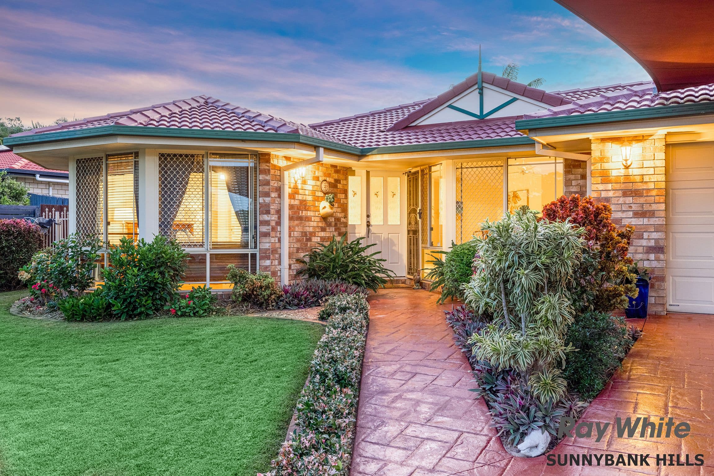 6 Lomandra Court, Heritage Park QLD 4118, Heritage Park - Image 1