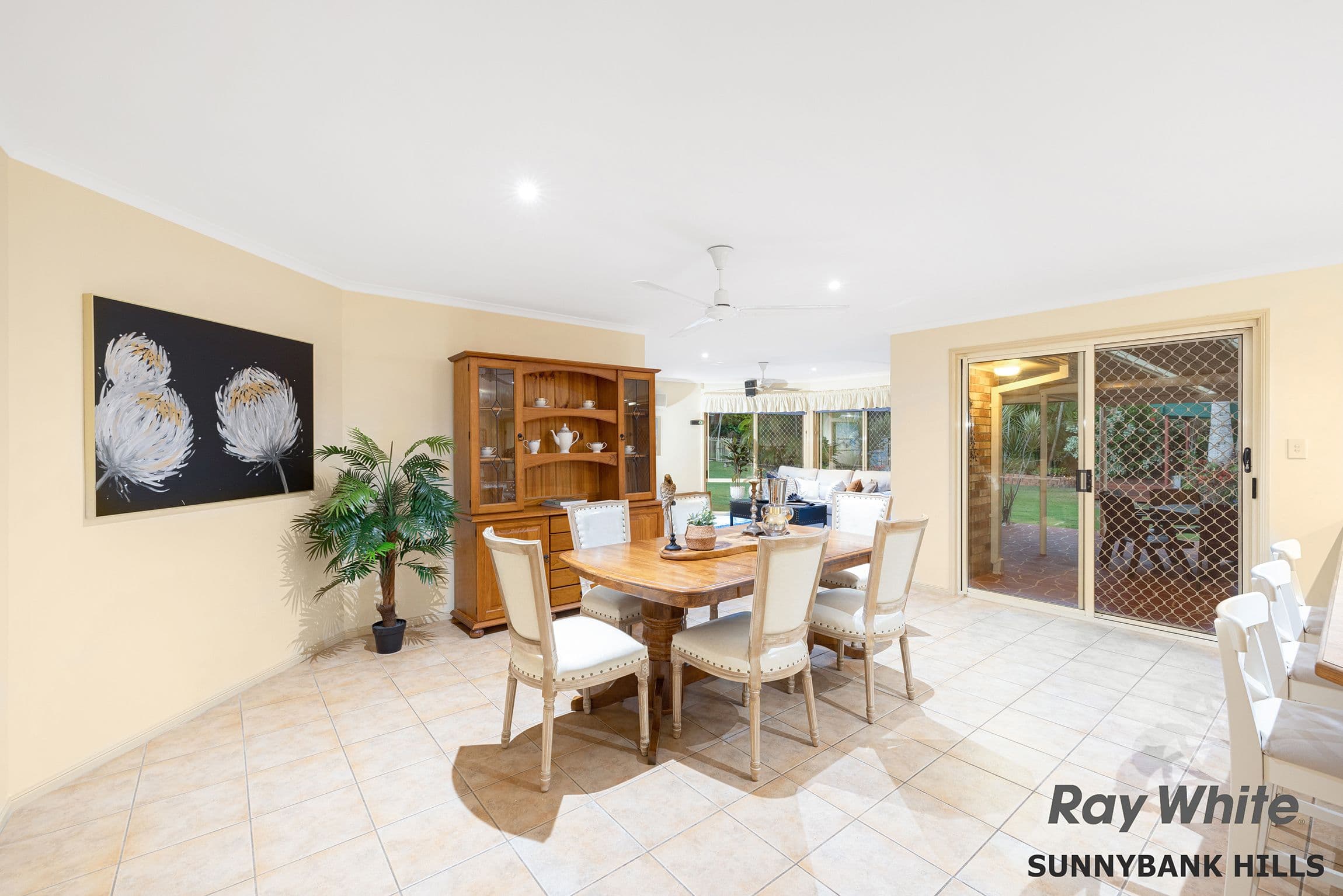 6 Lomandra Court, Heritage Park QLD 4118, Heritage Park - Thumbnail 4
