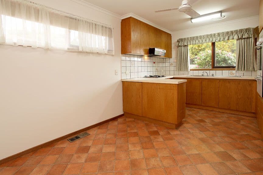 9 Gyton Avenue, GLEN WAVERLEY VIC 3150, Glen Waverley - Thumbnail 3