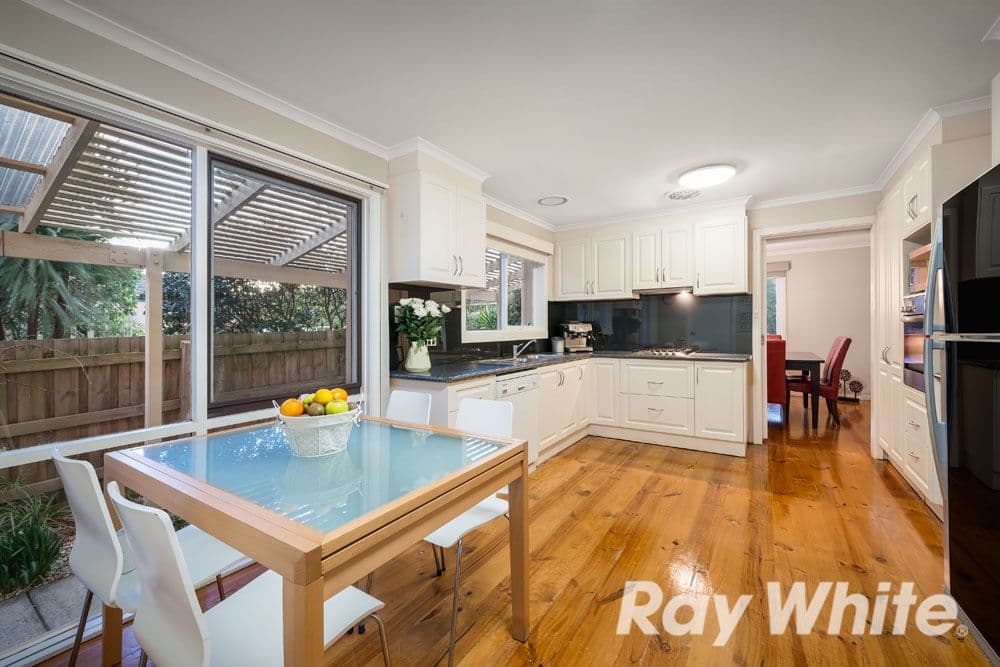 83 Old Orchard Drive, WANTIRNA SOUTH VIC 3152, Wantirna South - Thumbnail 4