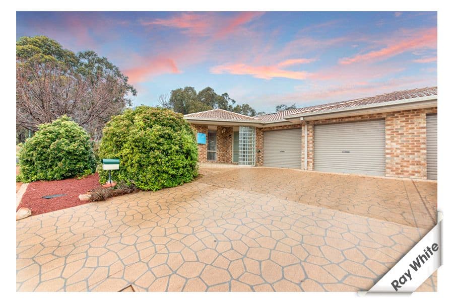 18 Watchorn Close, HOLT ACT 2615, Holt - Image 1