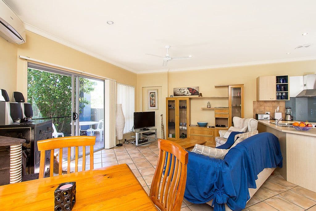 1 Shorehaven Place, VARSITY LAKES QLD 4227, Varsity Lakes - Thumbnail 3