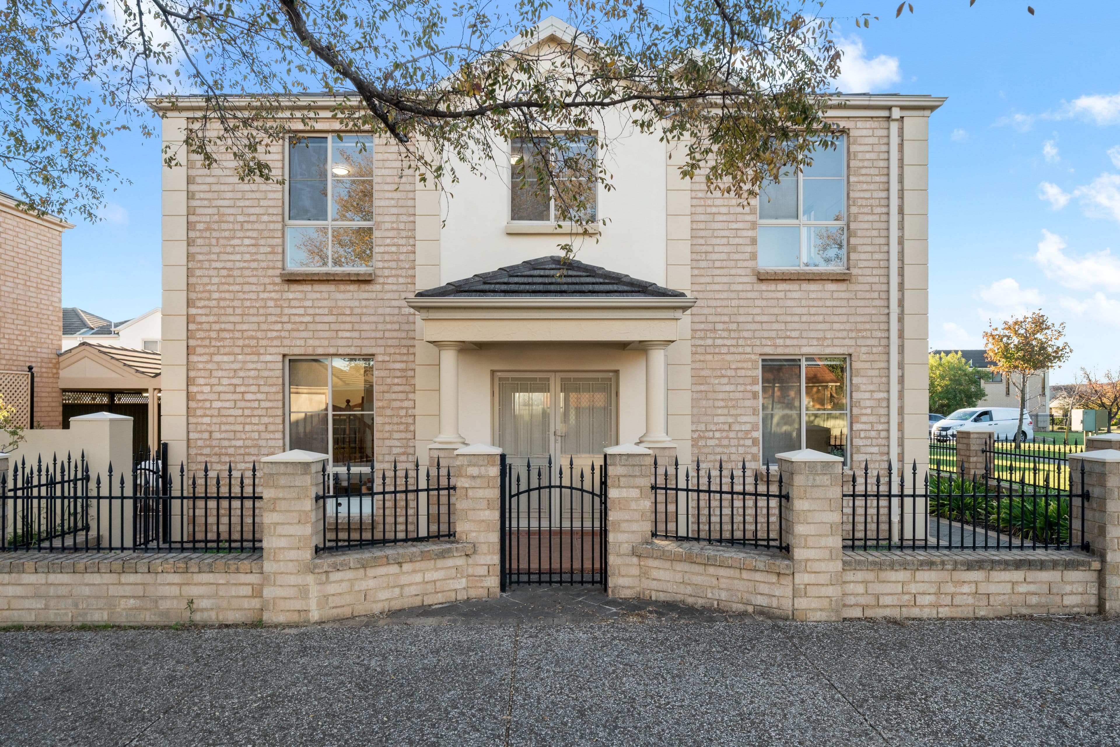 6 Cobblers Court, Mawson Lakes SA 5095, Mawson Lakes - Image 1