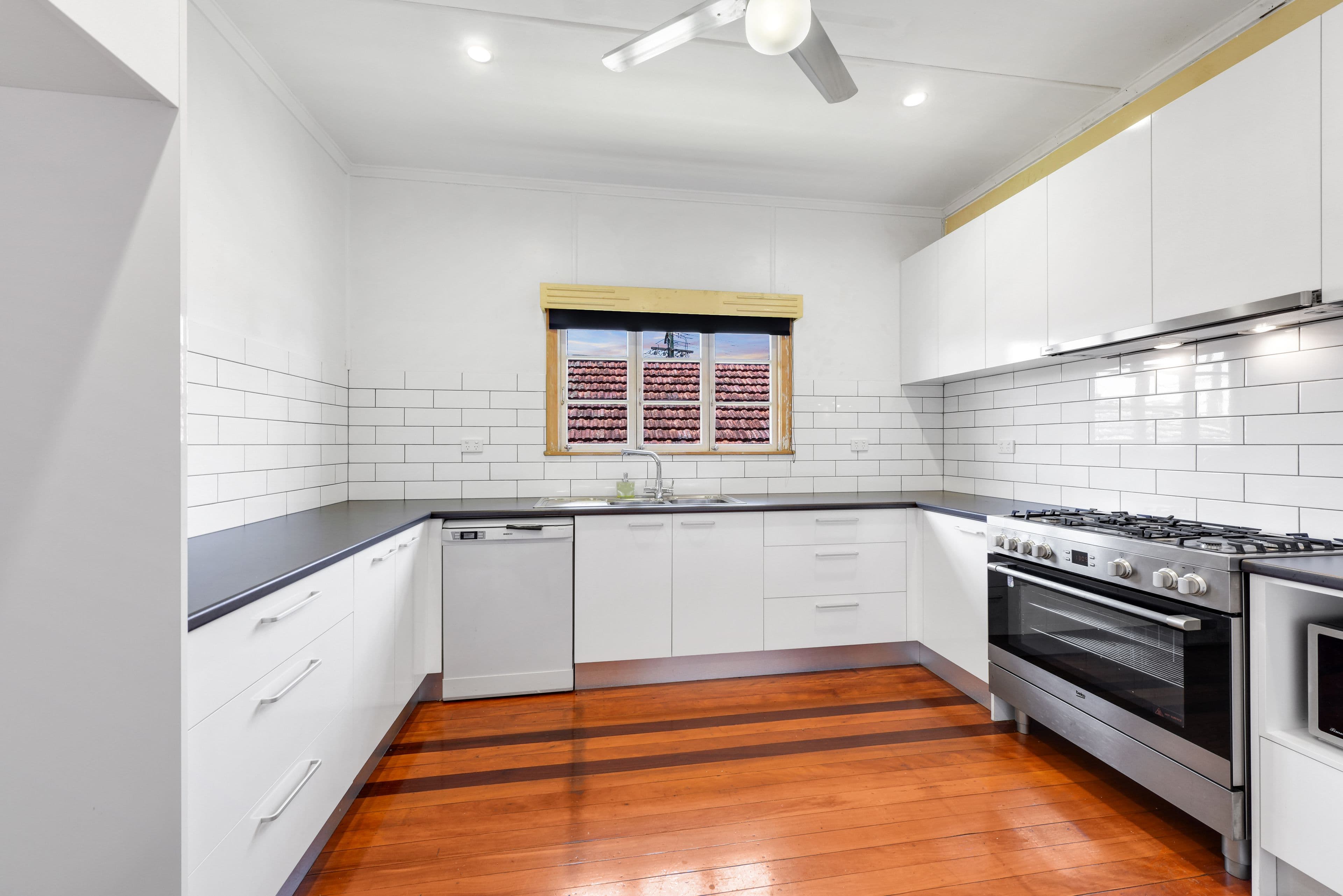 490 Stafford Road, Stafford QLD 4053, Stafford - Thumbnail 4