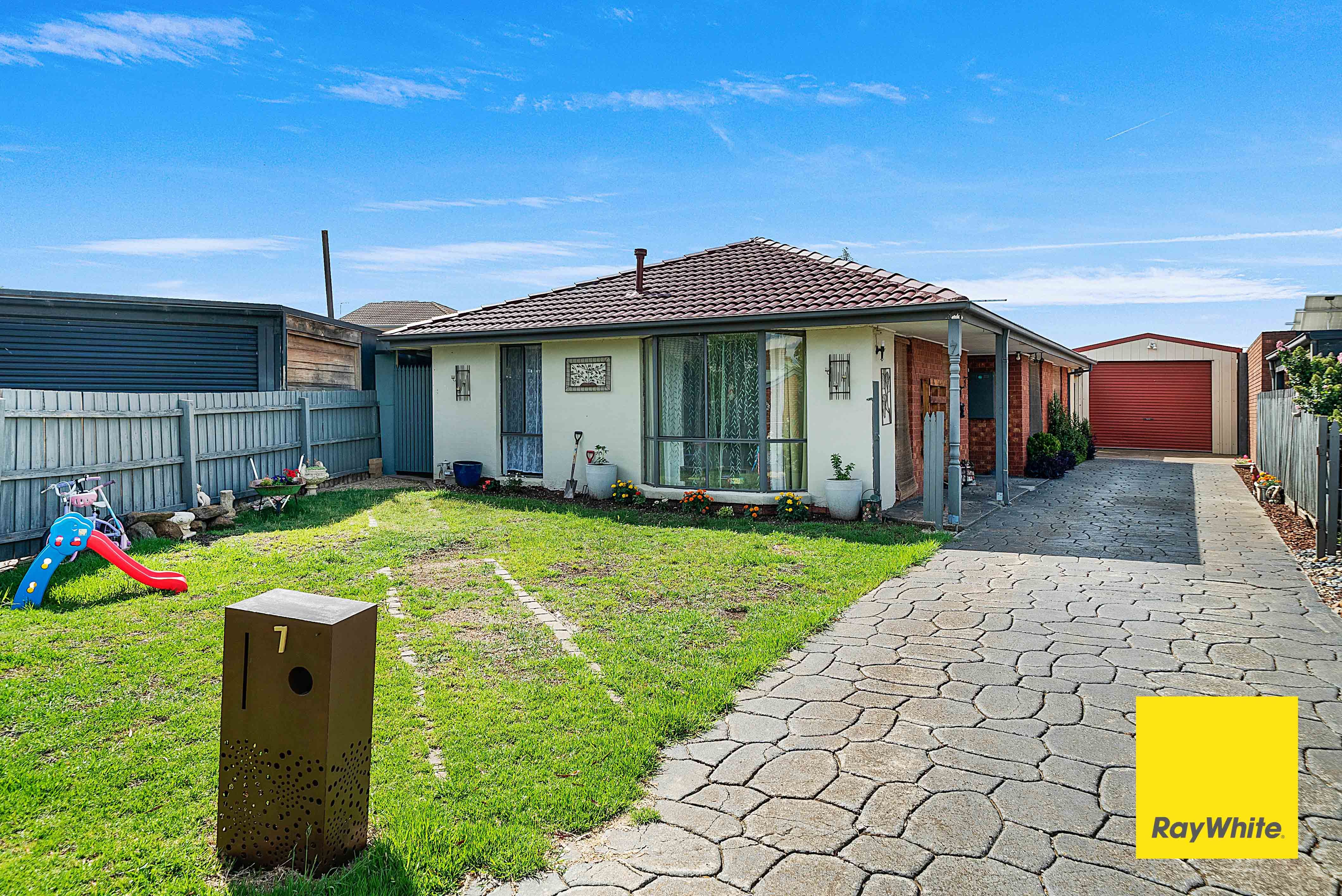 7 Tasman Place, Wyndham Vale VIC 3024, Wyndham Vale - Thumbnail 2
