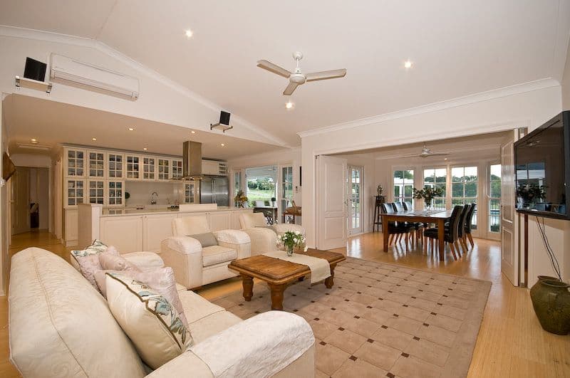 6 Horseshoe Court, MOUNT SAMSON QLD 4520, Mount Samson - Thumbnail 3
