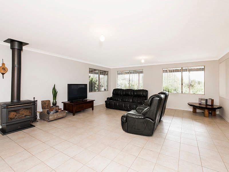 57 Young Road, Baldivis WA 6171, Baldivis - Thumbnail 4