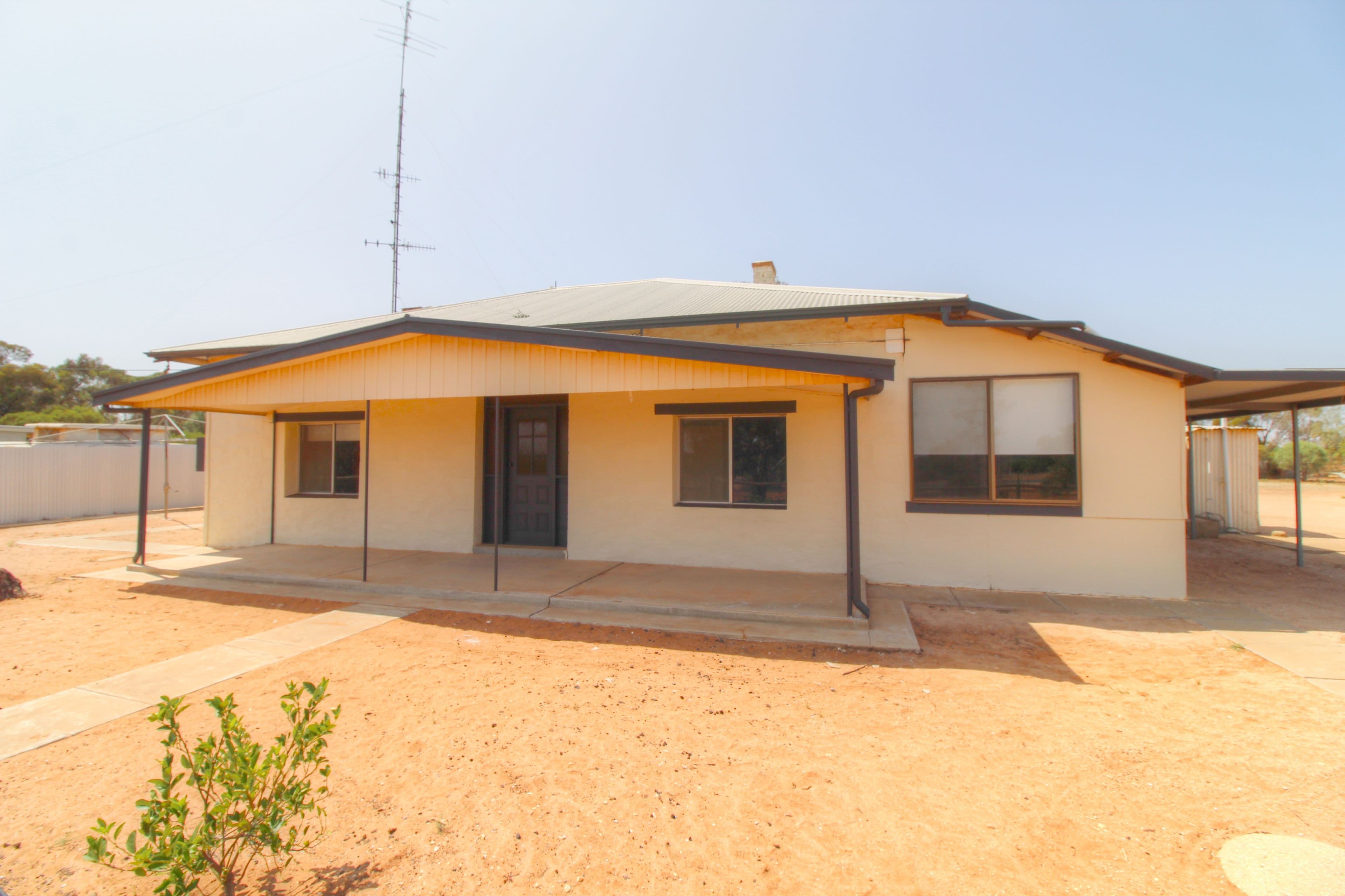 44 Saratoga Avenue, Corlette NSW 2315, Corlette - Thumbnail 2