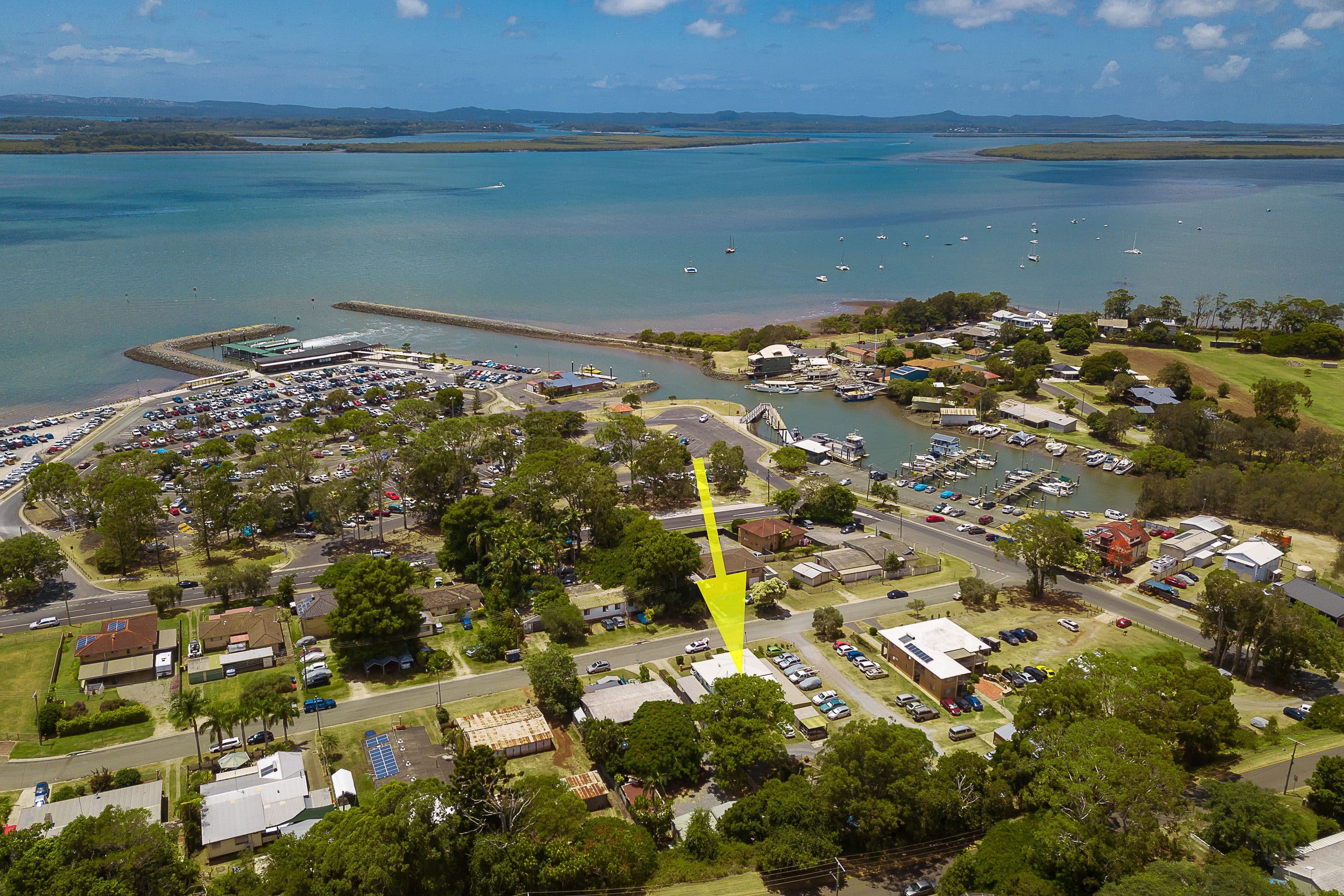 17 Outridge Street, Redland Bay QLD 4165, Redland Bay - Image 1