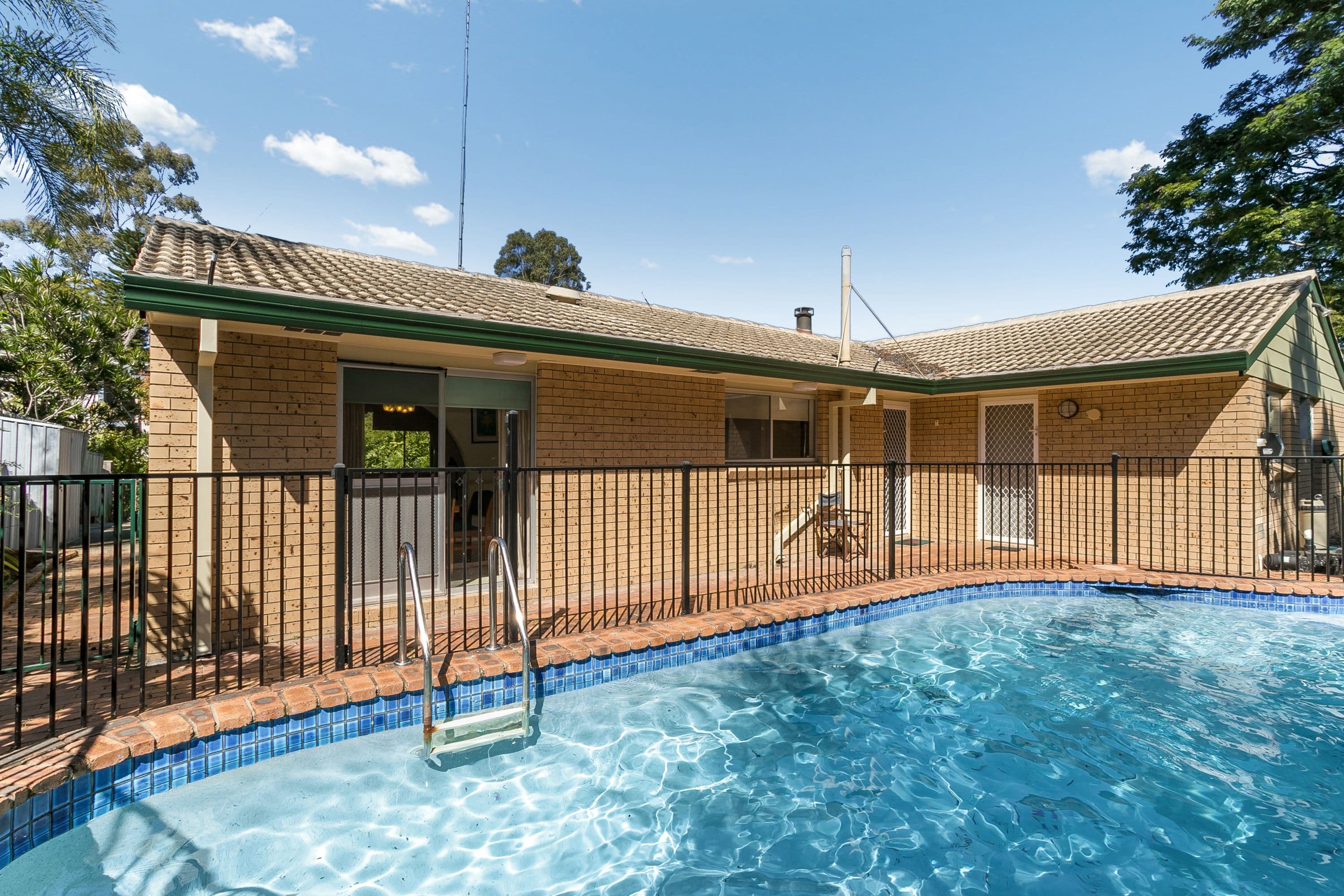19 Marmindie Street, Chapel Hill QLD 4069, Chapel Hill - Image 1
