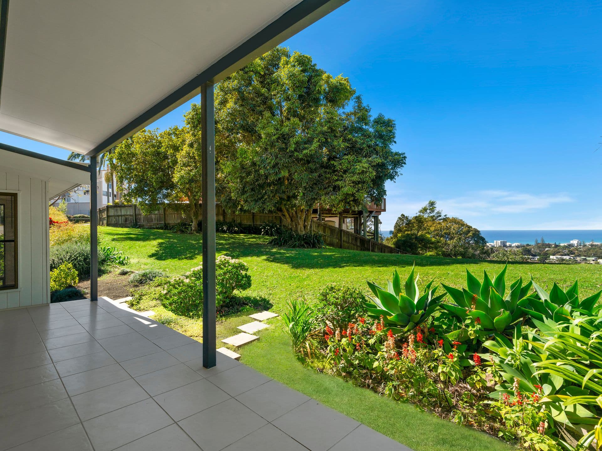 18 Illawarra Court, Tugun QLD 4224, Tugun - Thumbnail 2