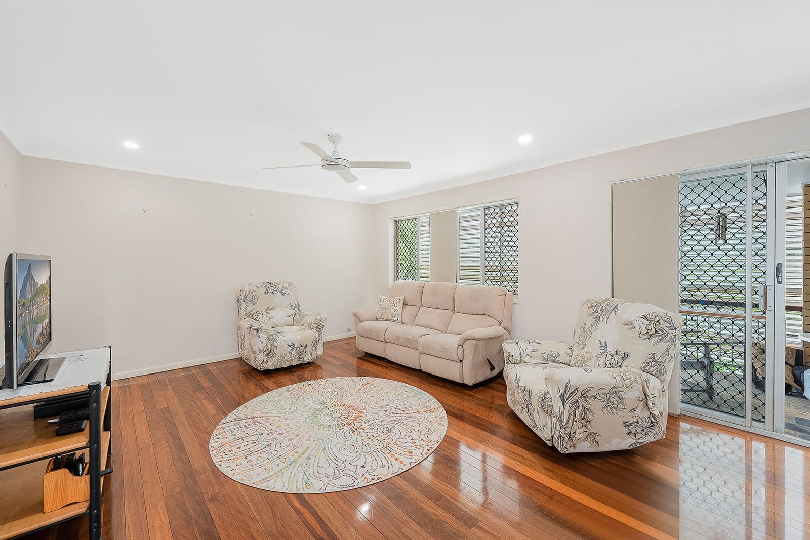 10 Avon Crescent, Albany Creek QLD 4035, Albany Creek - Thumbnail 2