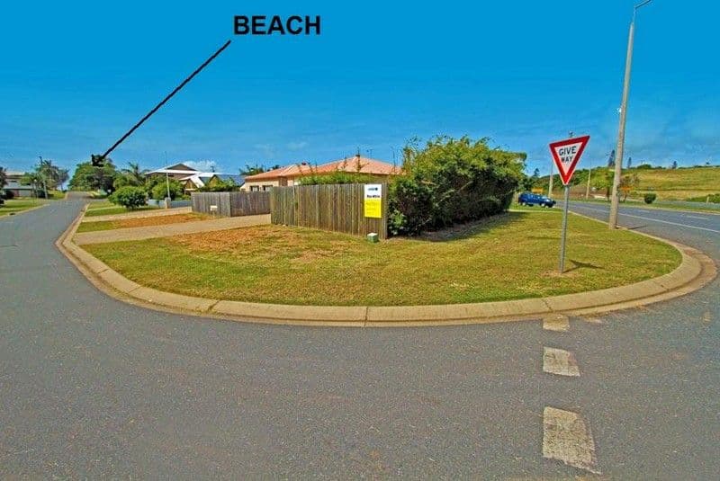 18 Corbett Street, YEPPOON QLD 4703, Yeppoon - Thumbnail 7