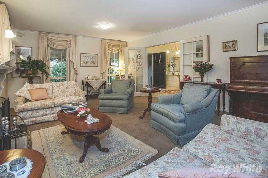 4 Flavia Court, Mount Waverley VIC 3149, Mount Waverley - Thumbnail 2