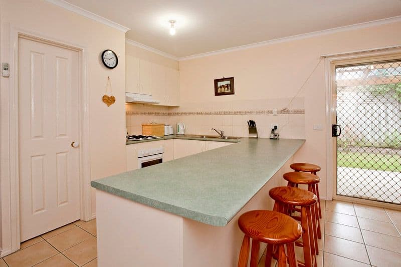 15 Huon Crescent, LEOPOLD VIC 3224, Leopold - Thumbnail 2