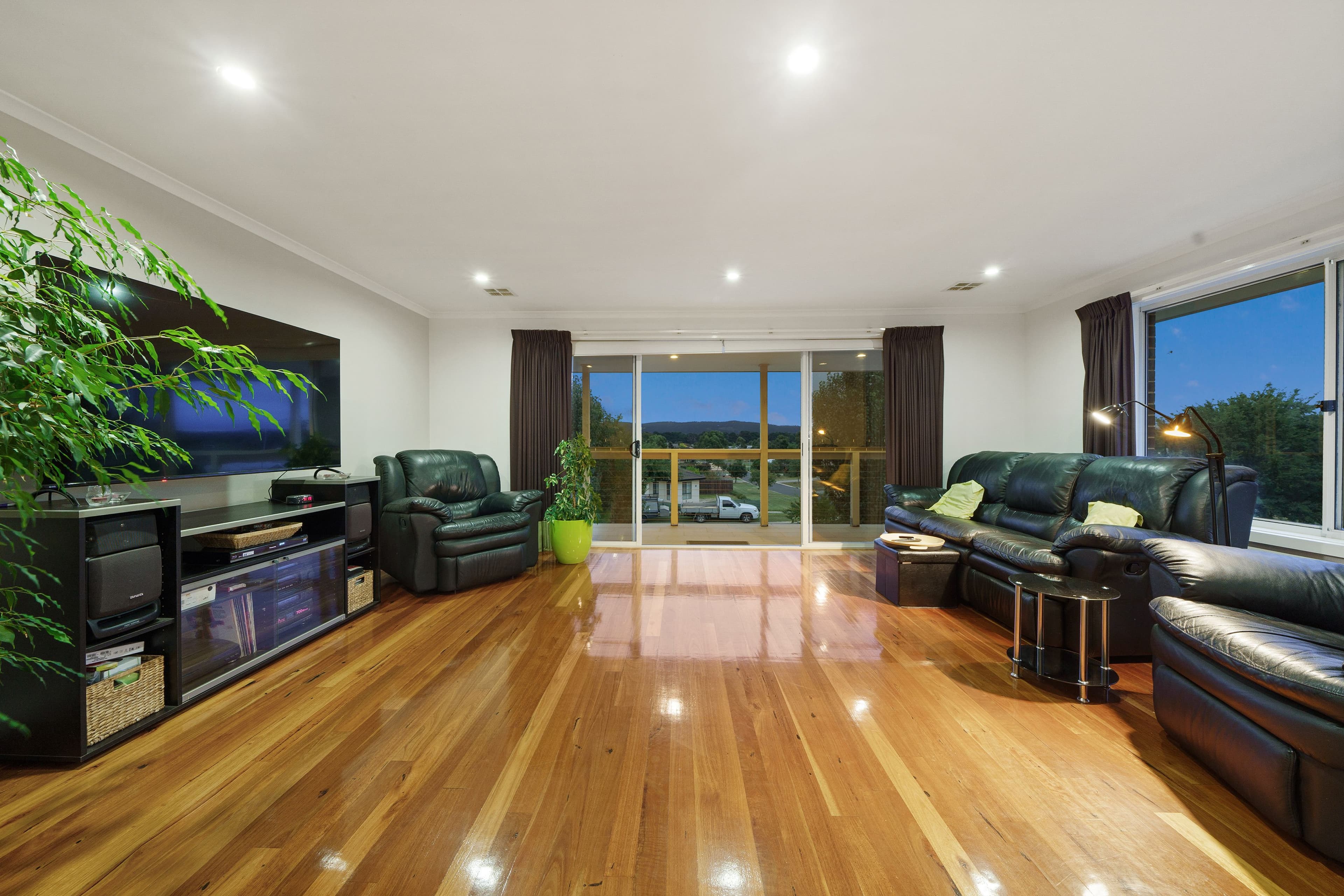 39 McCusker Drive, Bungendore NSW 2621, Bungendore - Thumbnail 2