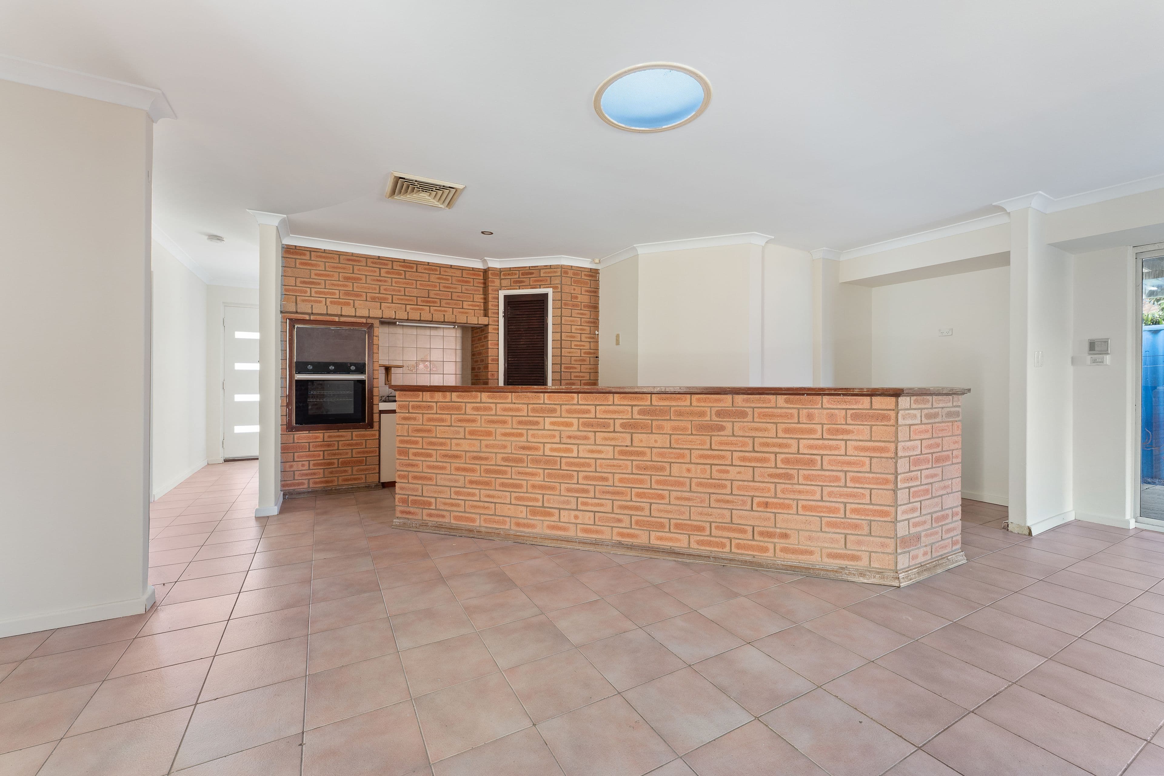 61 Bondi Crescent, Warnbro WA 6169, Warnbro - Thumbnail 6