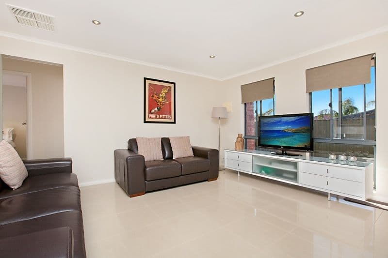 22  Valley Road, HIGHBURY SA 5089, Highbury - Thumbnail 2