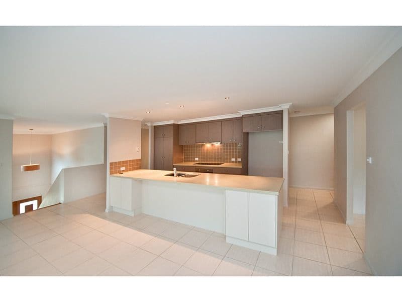 41 Sunset Drive, NORMAN GARDENS QLD 4701, Norman Gardens - Thumbnail 2