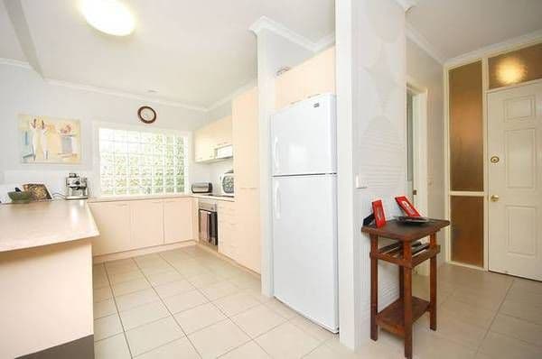 109 Gray Road, WEST END QLD 4101, West End - Thumbnail 8