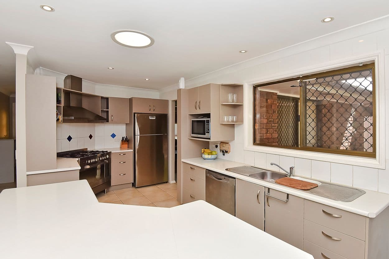6 Everlast Street, Shailer Park QLD 4128, Shailer Park - Thumbnail 3