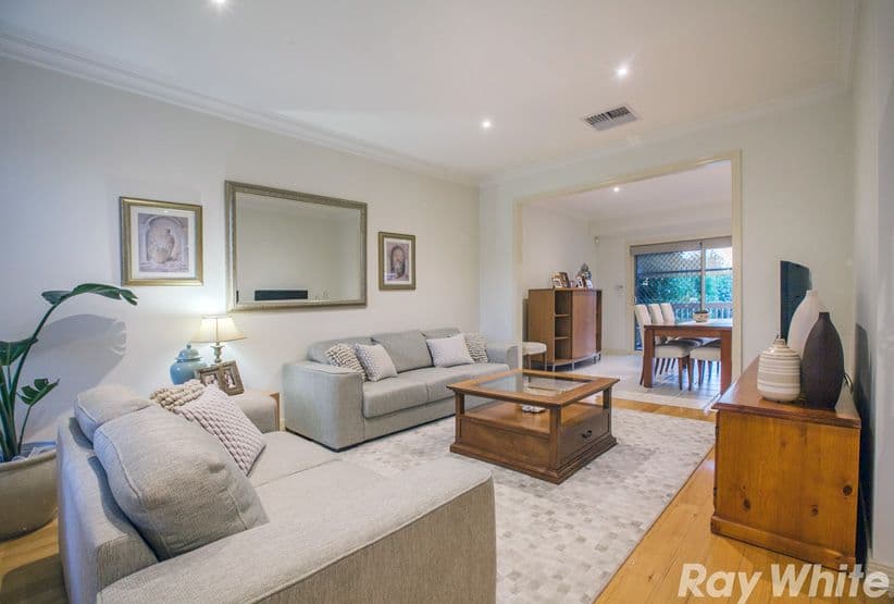 9 Tyndall Way, Mill Park VIC 3082, Mill Park - Thumbnail 2