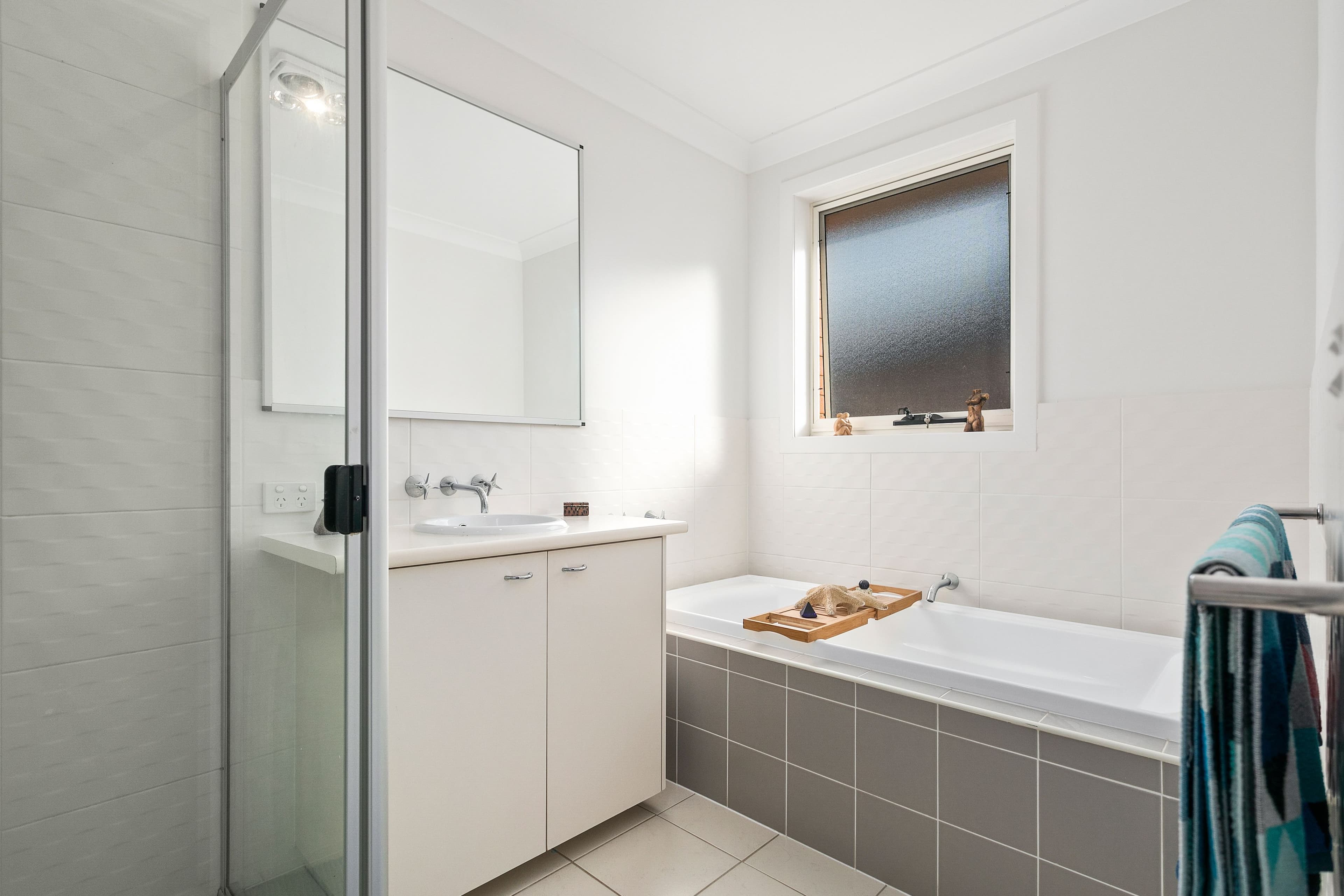 17 Gore Avenue, Shell Cove NSW 2529, Shell Cove - Thumbnail 4