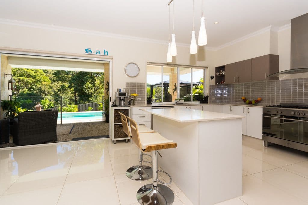 9 Castlereagh Close, Pacific Pines QLD 4211, Pacific Pines - Thumbnail 3