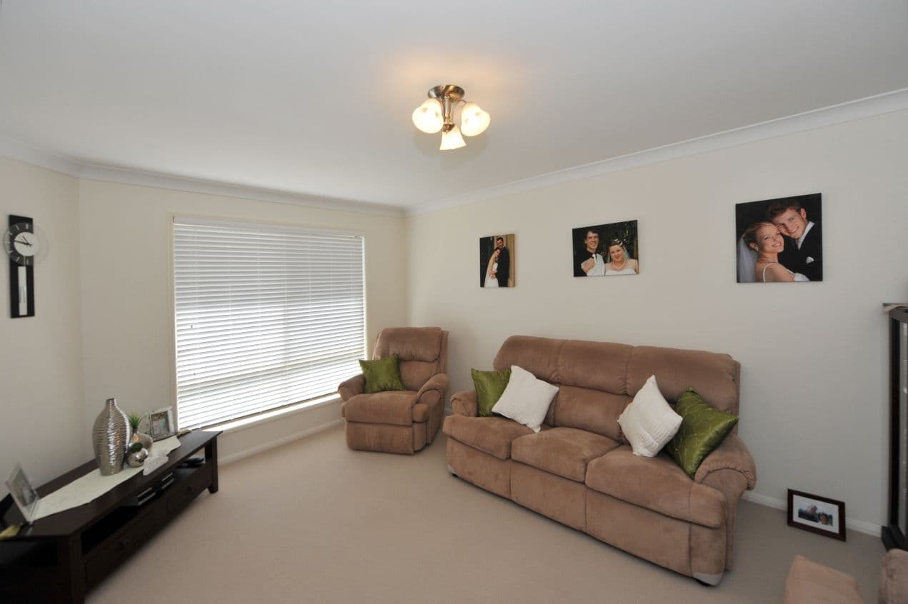 28 Shoesmith Road, WESTBROOK QLD 4350, Westbrook - Thumbnail 2
