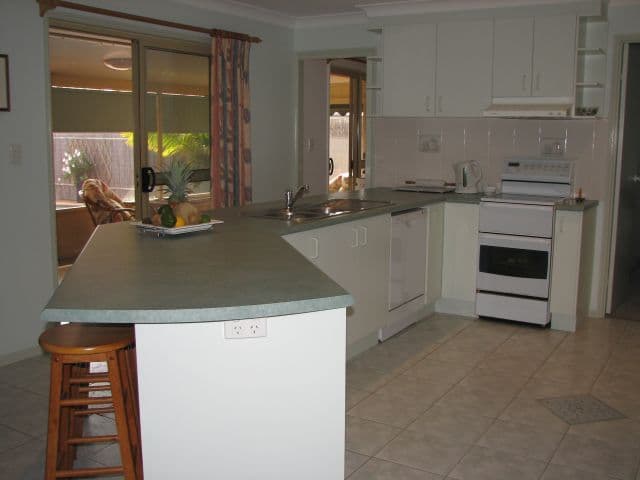 4  Parkview Crescent, YAMBA NSW 2464, Yamba - Thumbnail 4