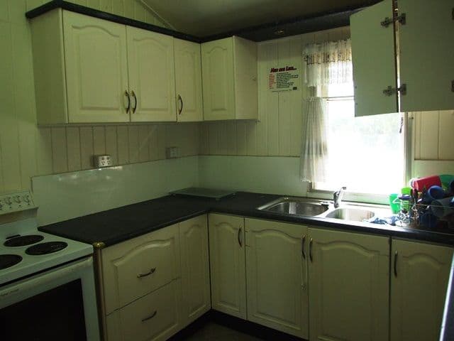 48 Thistle Street, BLACKALL QLD 4472, Blackall - Thumbnail 3