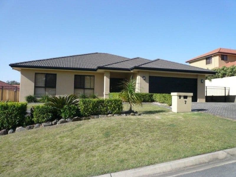 7 Parnham Court, ARUNDEL QLD 4214, Arundel - Image 1