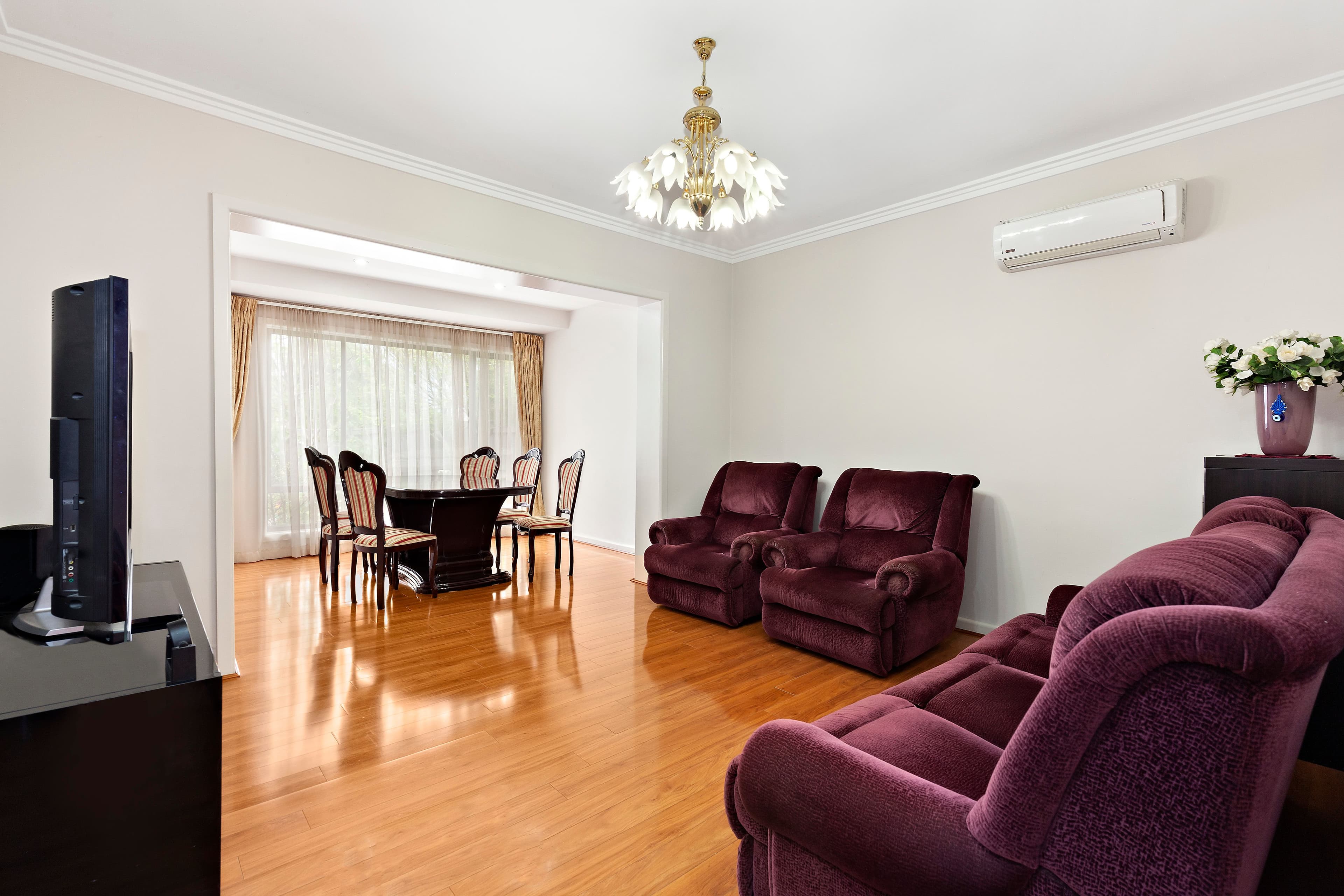 2 Eric Court, Oakleigh South VIC 3167, Oakleigh South - Thumbnail 3
